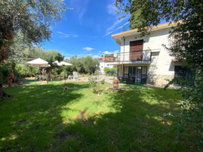 Appartamento con 2 camere da letto in villa con giardino e parcheggio Diano Marina